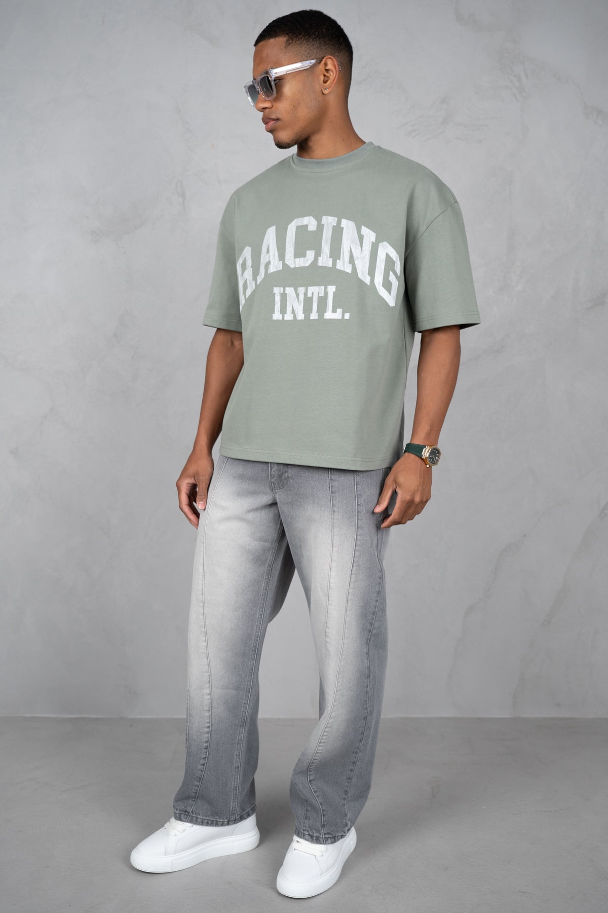 Curve Seam Washed Denim Jeans - Grey