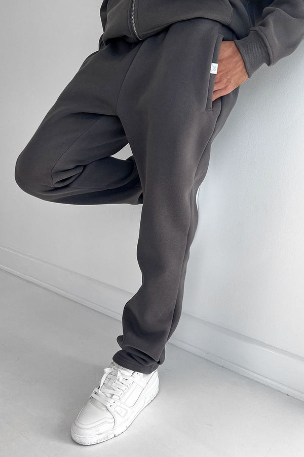 Essential Straight Leg Jogger - Charcoal