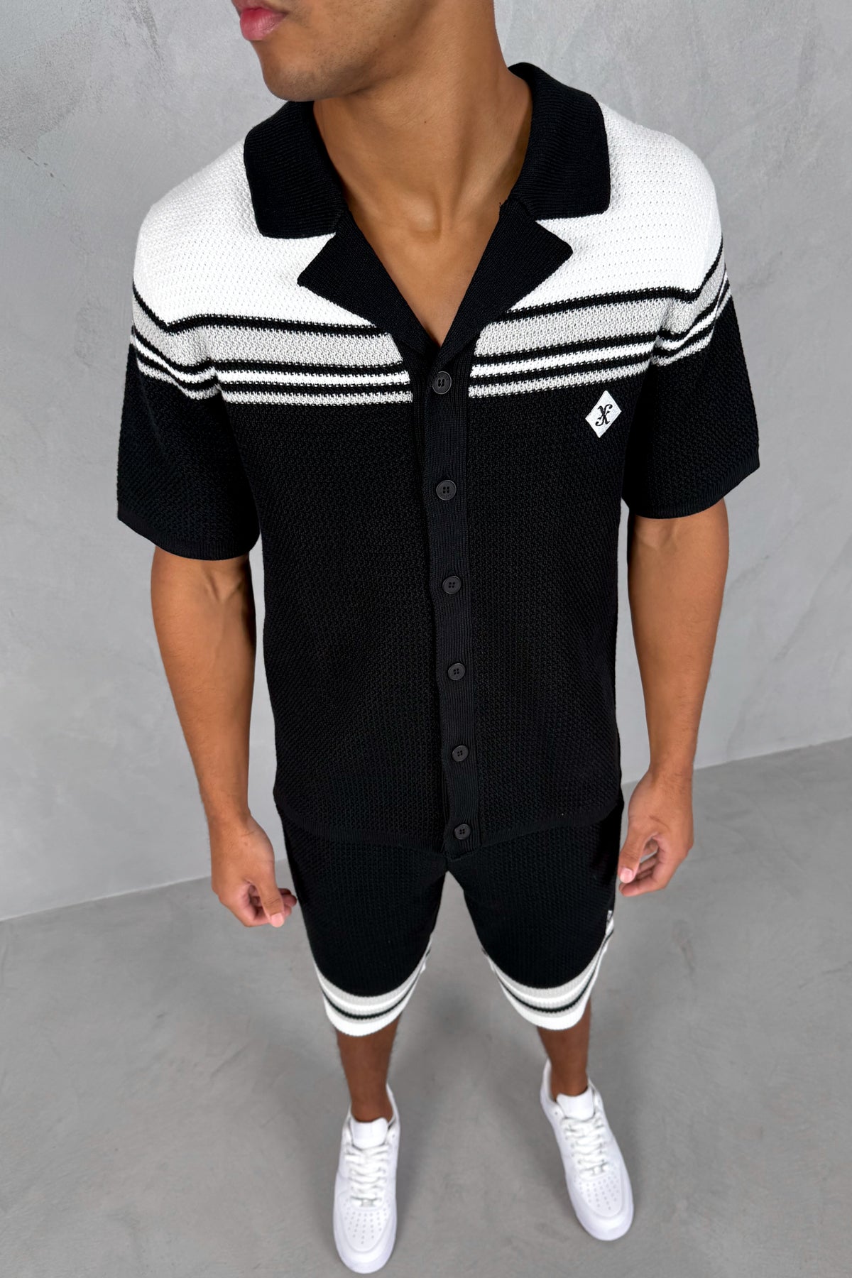 Colour Block Knit Shorts - Black/White