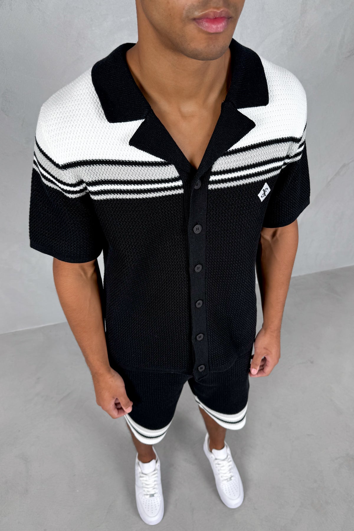 Colour Block Boxy Knit Shirt - Black/White