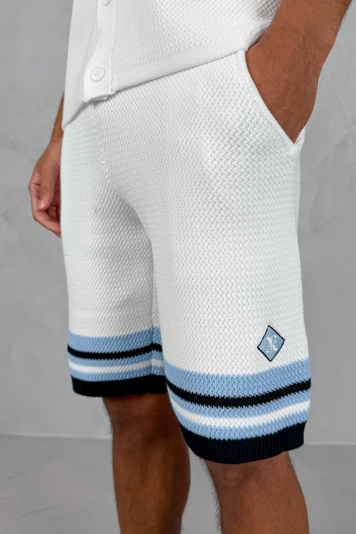 Colour Block Boxy Knit Shirt - White/Pastel Blue