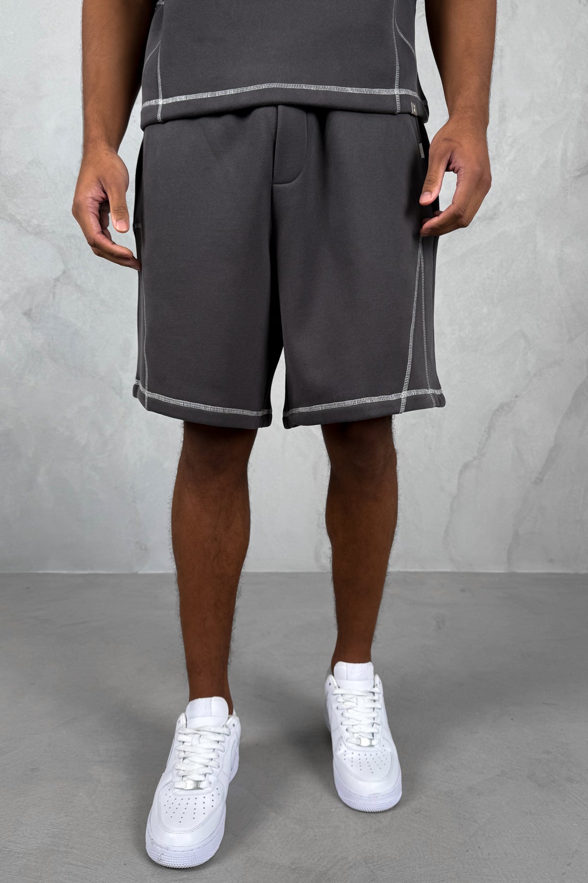 Contrast Stitch Baggy Shorts - Charcoal