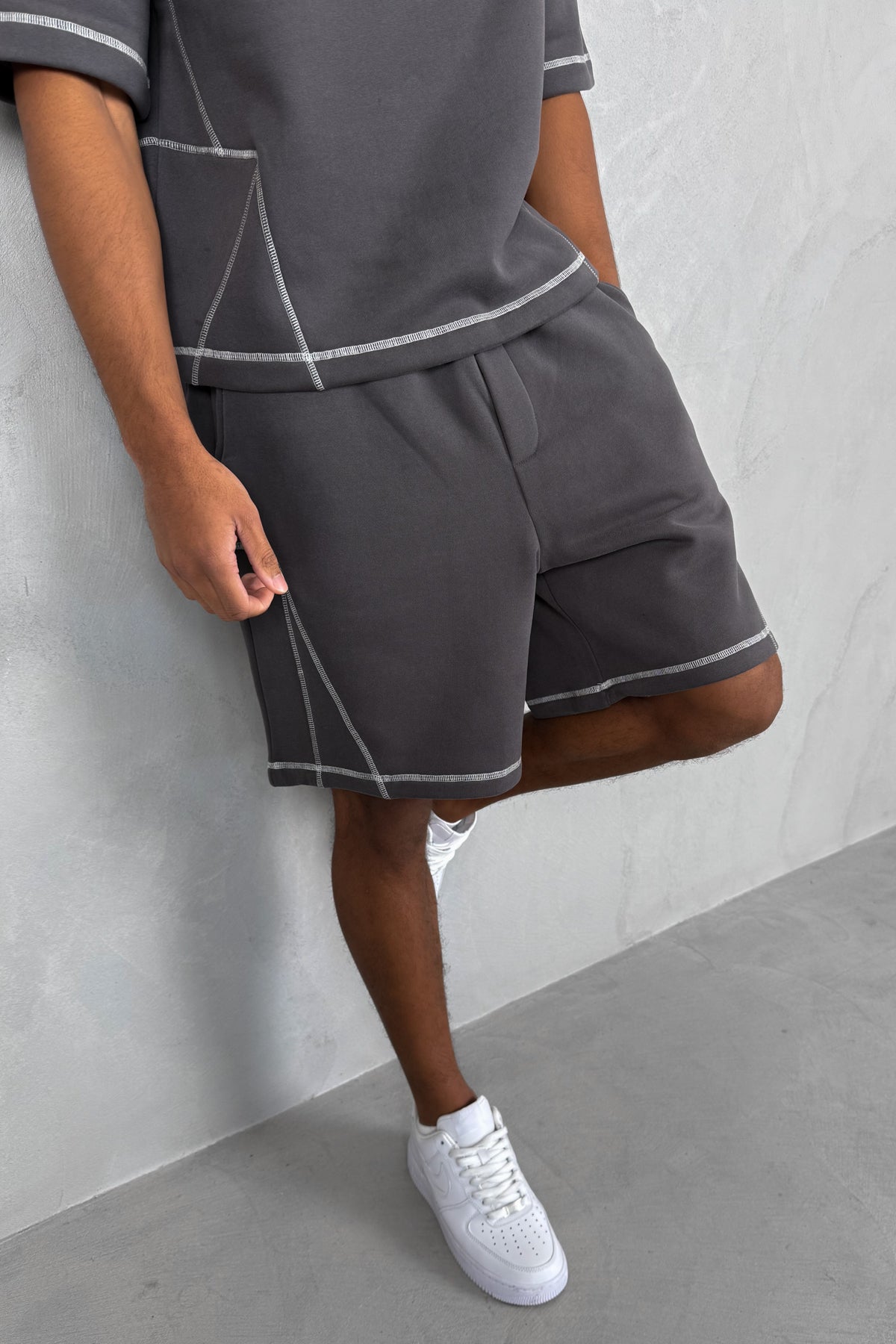 Contrast Stitch Baggy Shorts - Charcoal