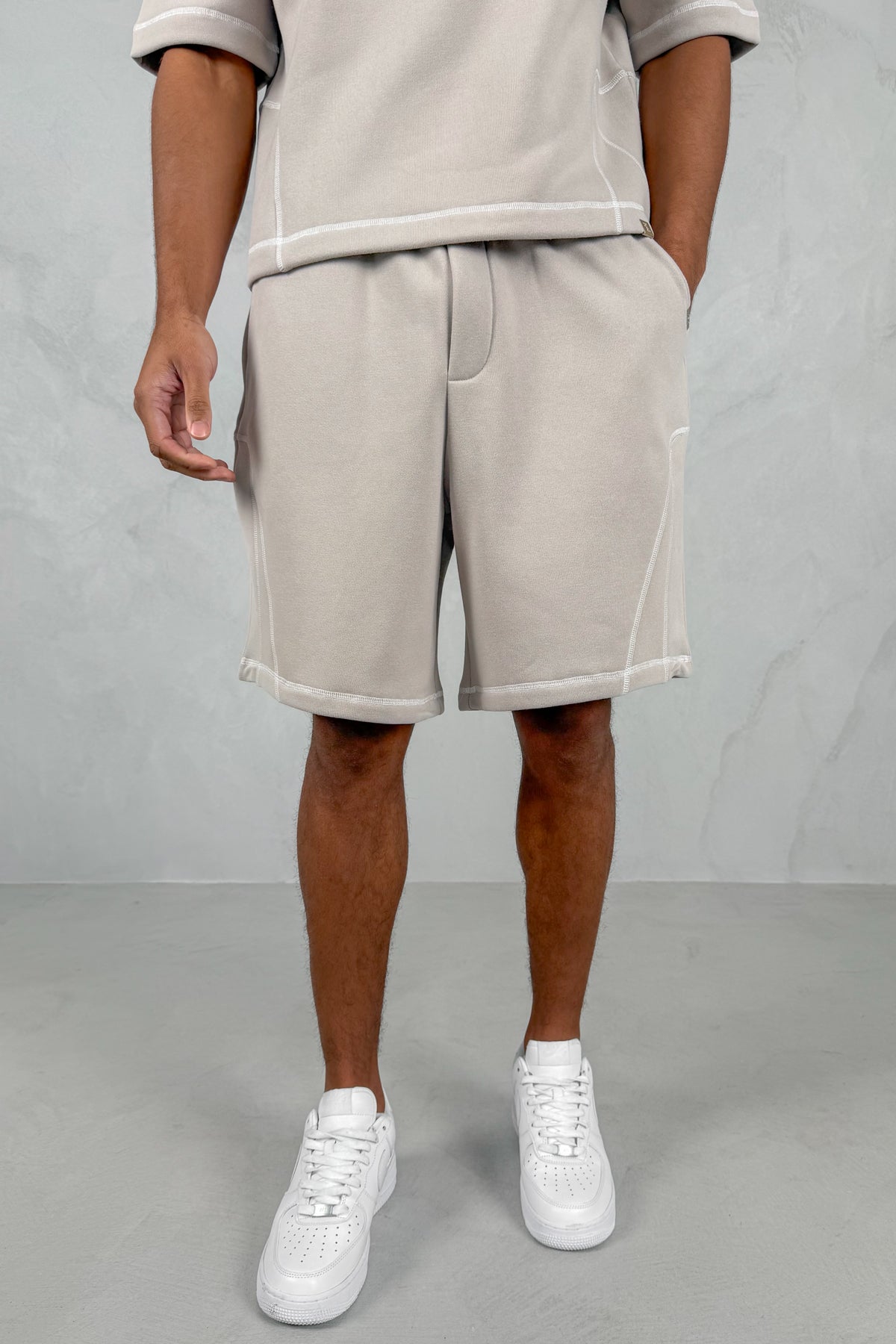 Contrast Stitch Baggy Shorts - Grey