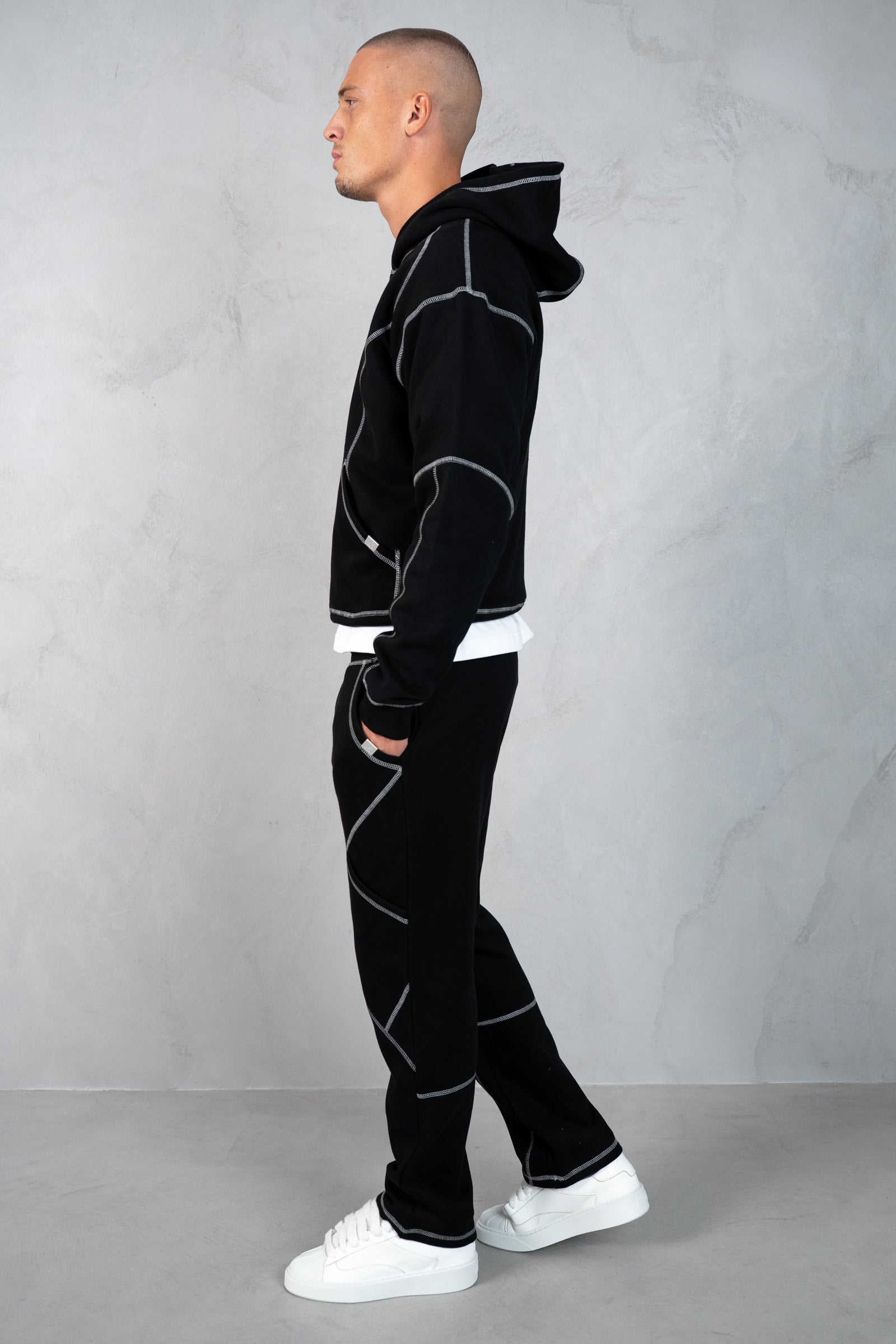 Contrast Stitch Pull Over Hoody - Black