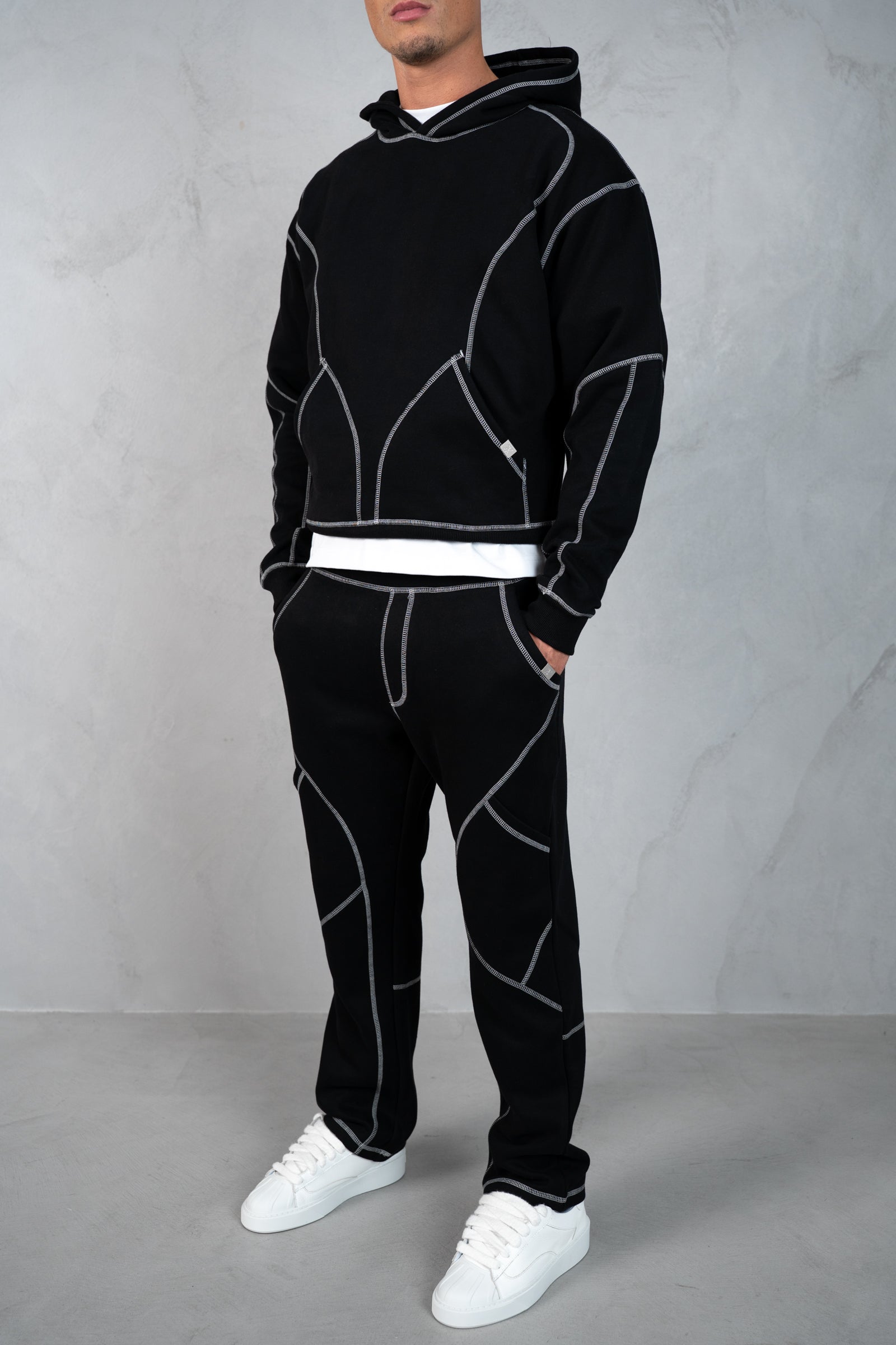 Contrast Stitch Pull Over Hoody - Black