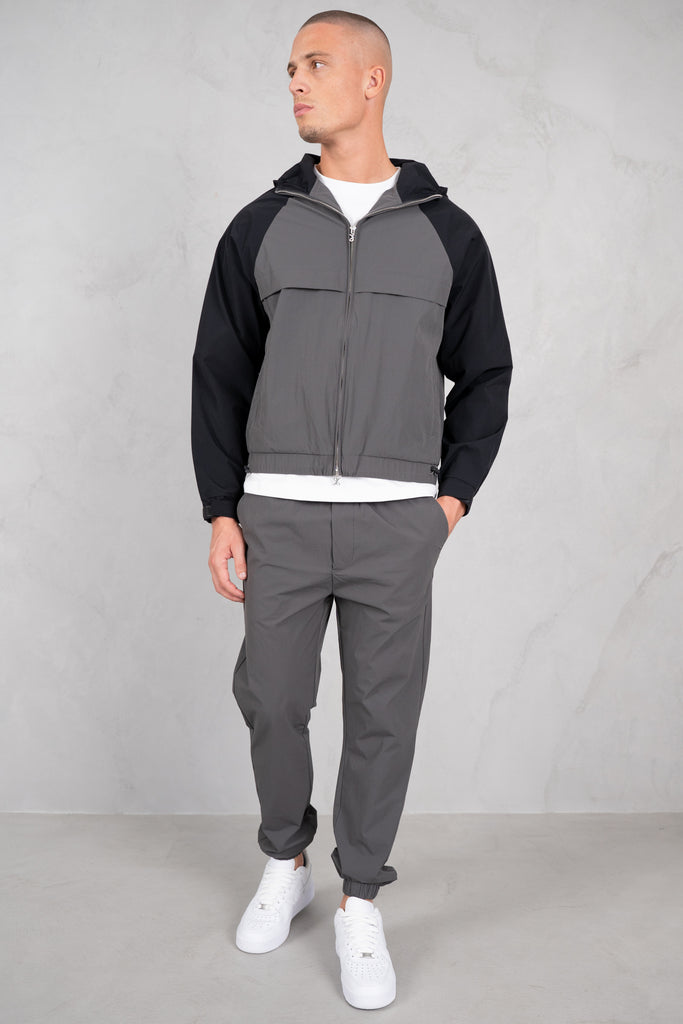 Crinkle Tech Pant - Charcoal