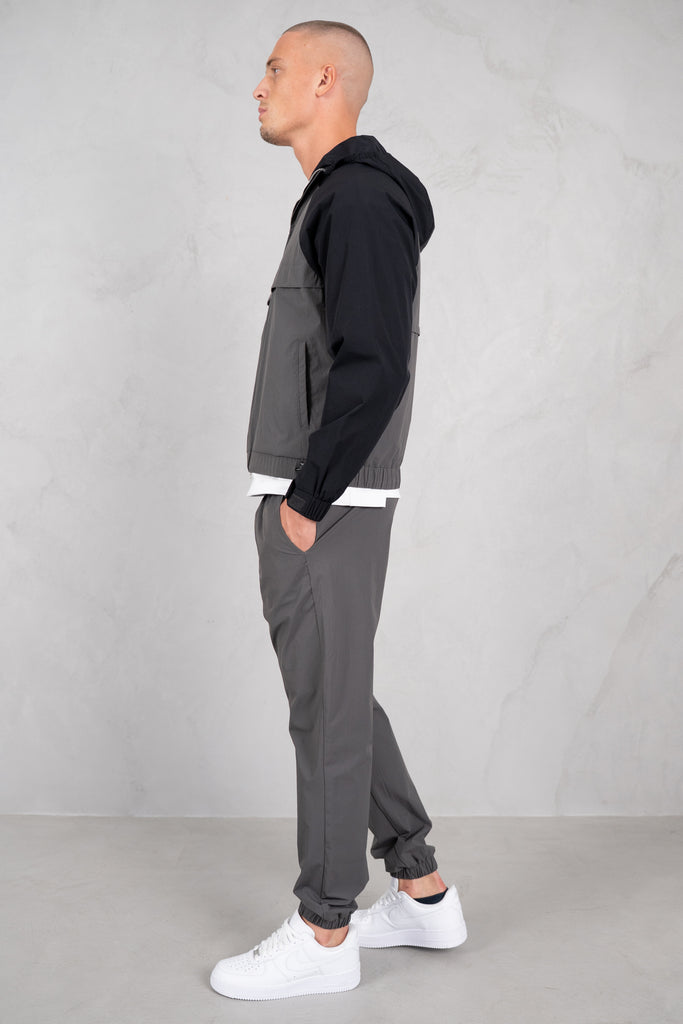 Crinkle Tech Pant - Charcoal