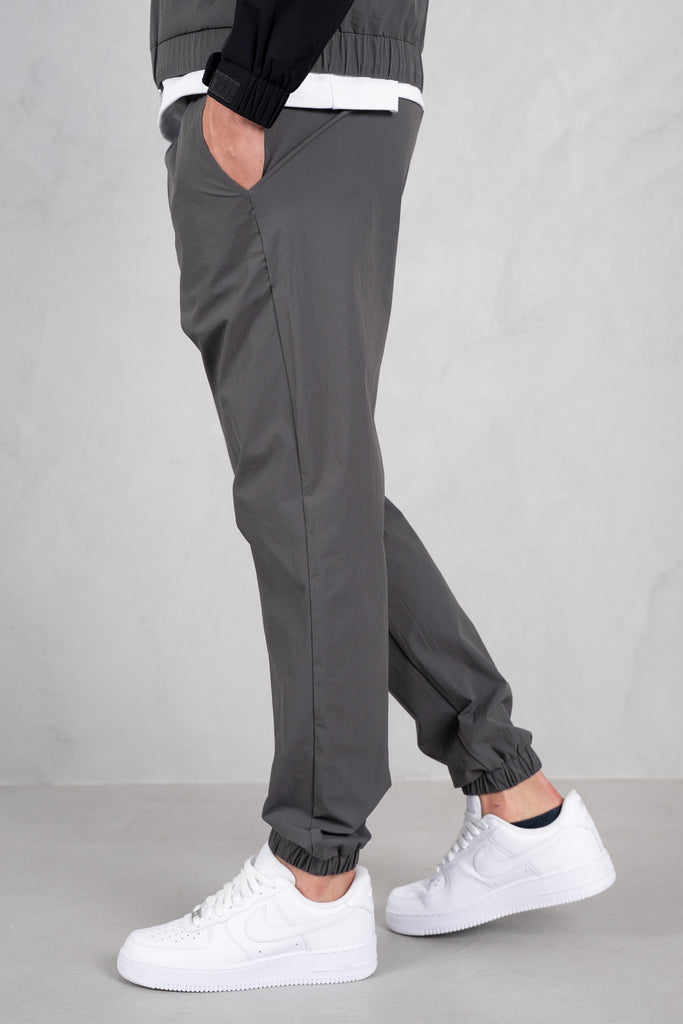 Crinkle Tech Pant - Charcoal