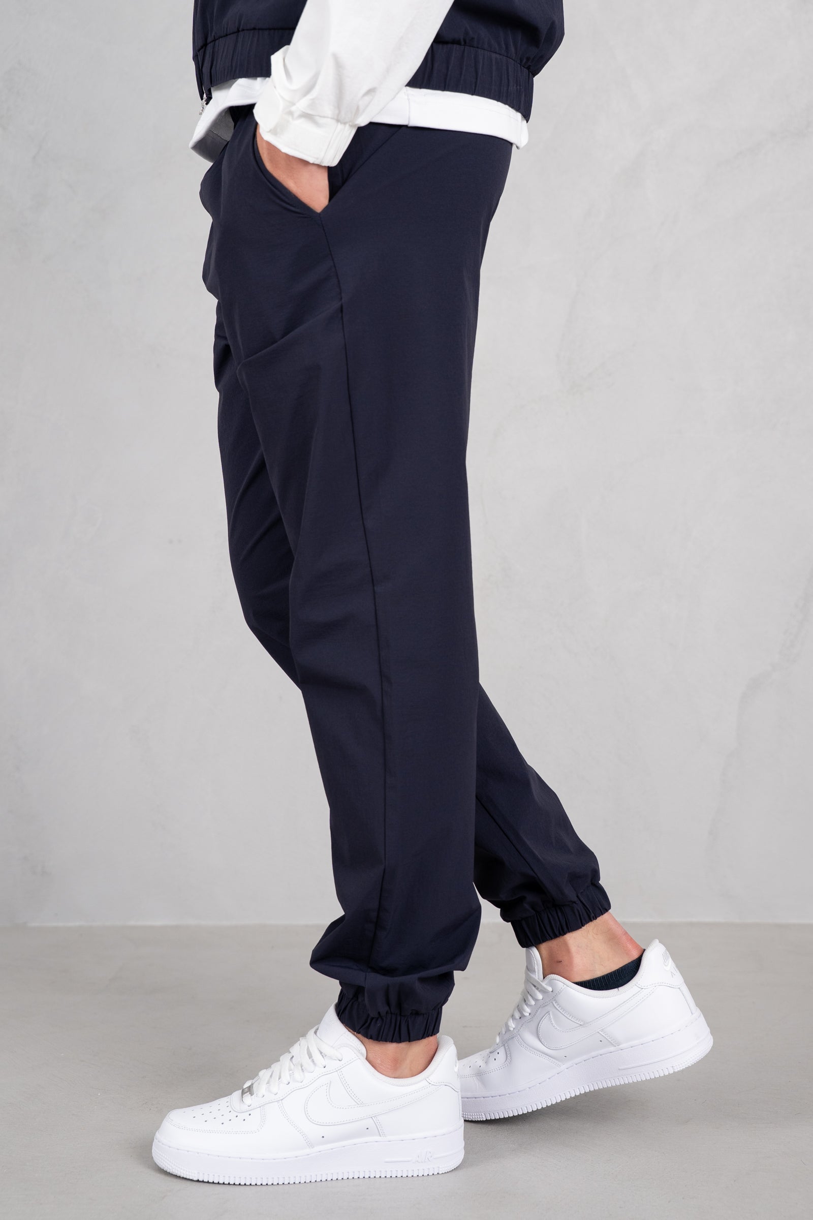 Crinkle Tech Pant - Navy