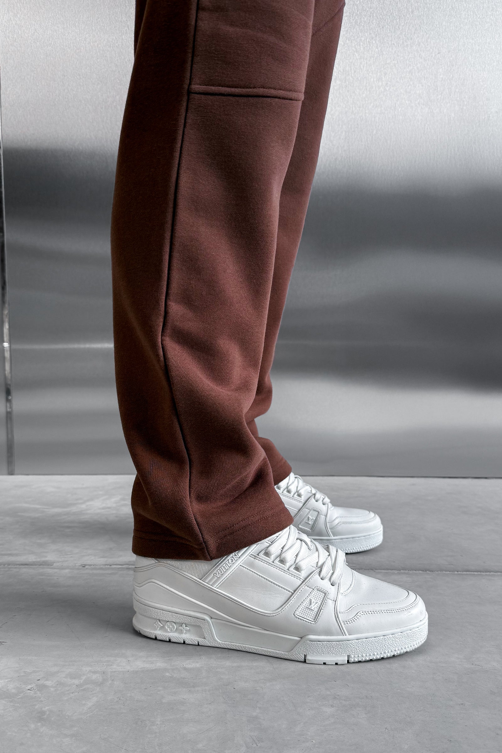 Curve Seam Straight Leg Jogger - Mocha