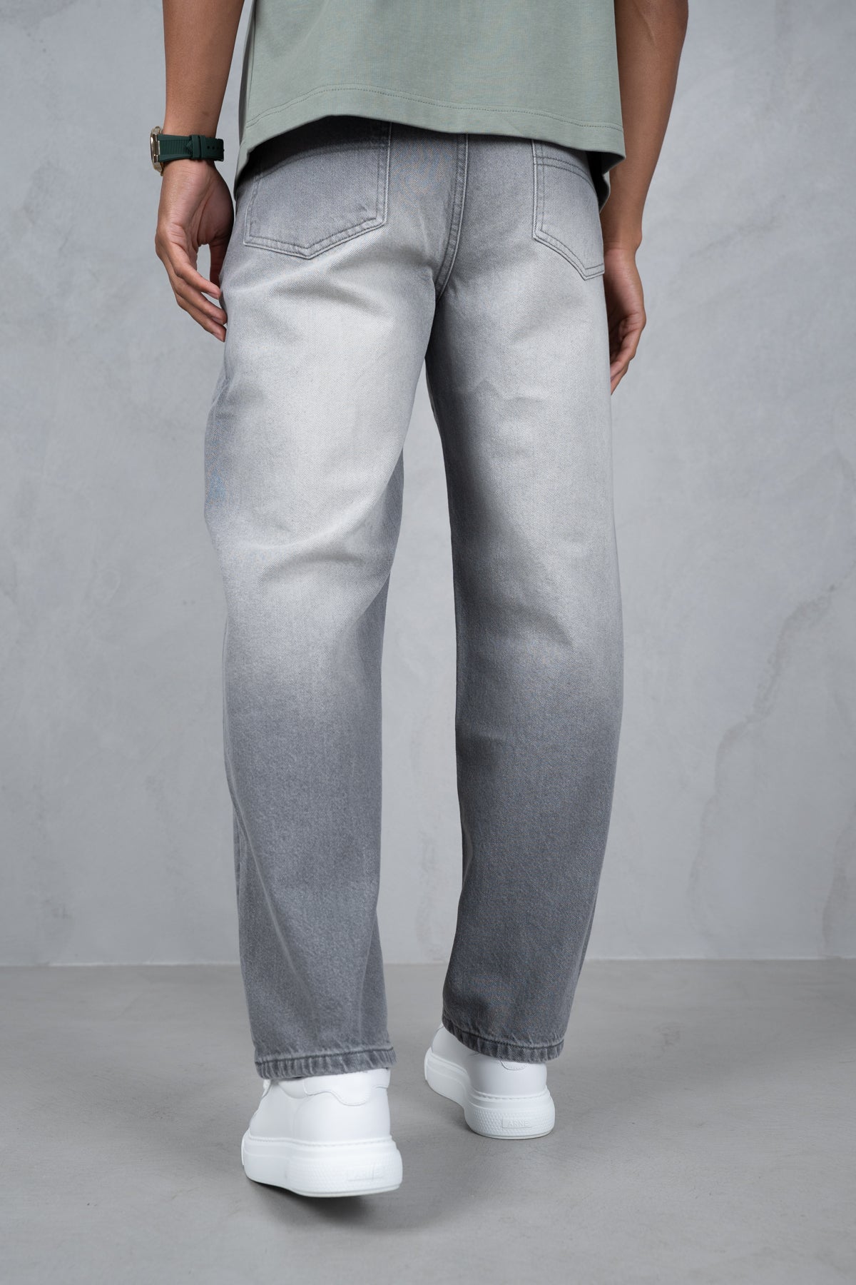 Curve Seam Washed Denim Jeans - Grey