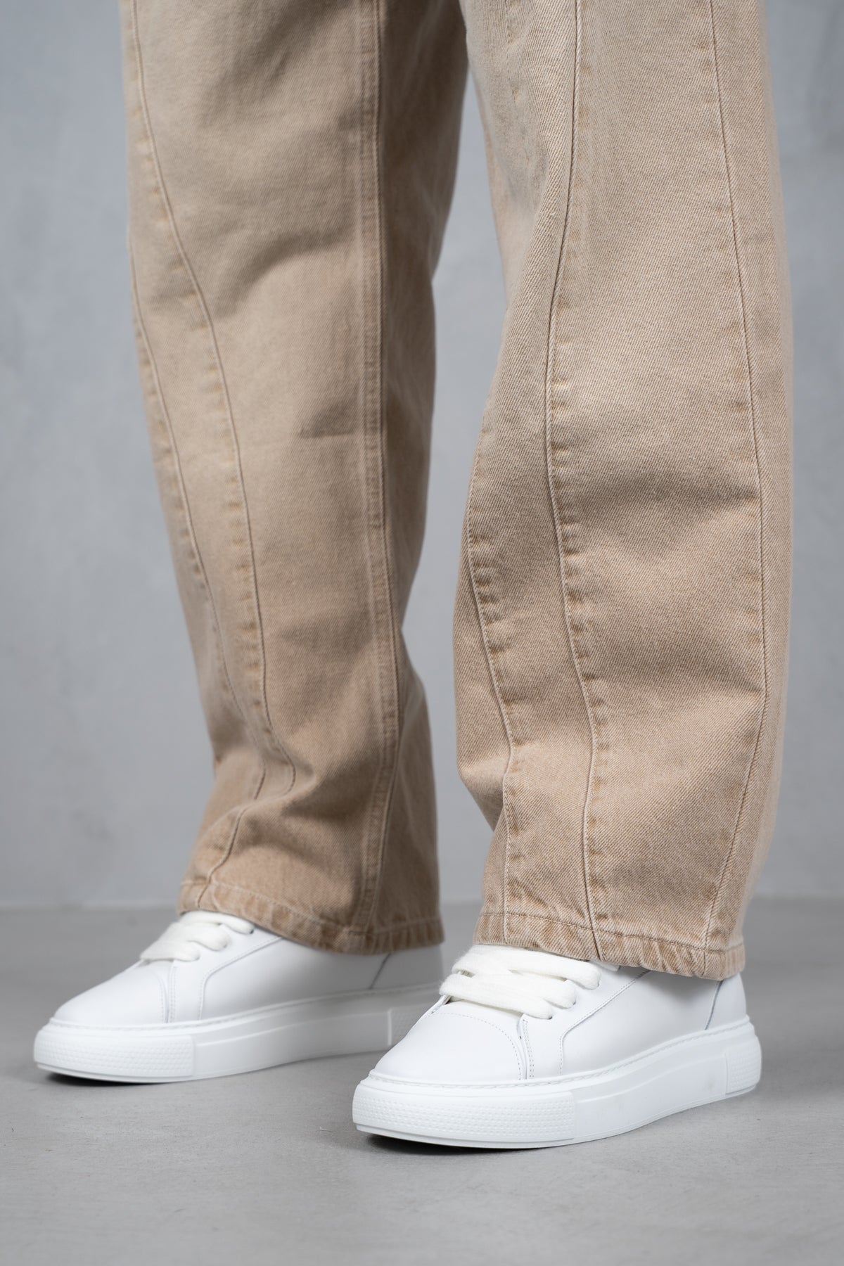 Curve Seam Washed Denim Jeans - Taupe