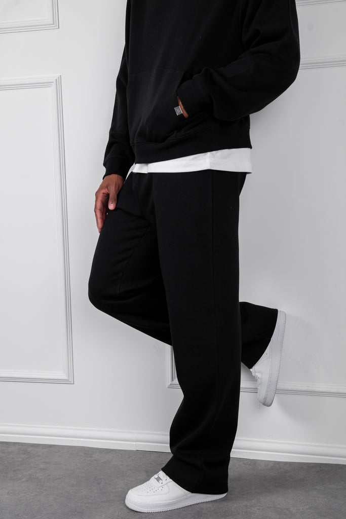 Relaxed Fit Jogger - Black