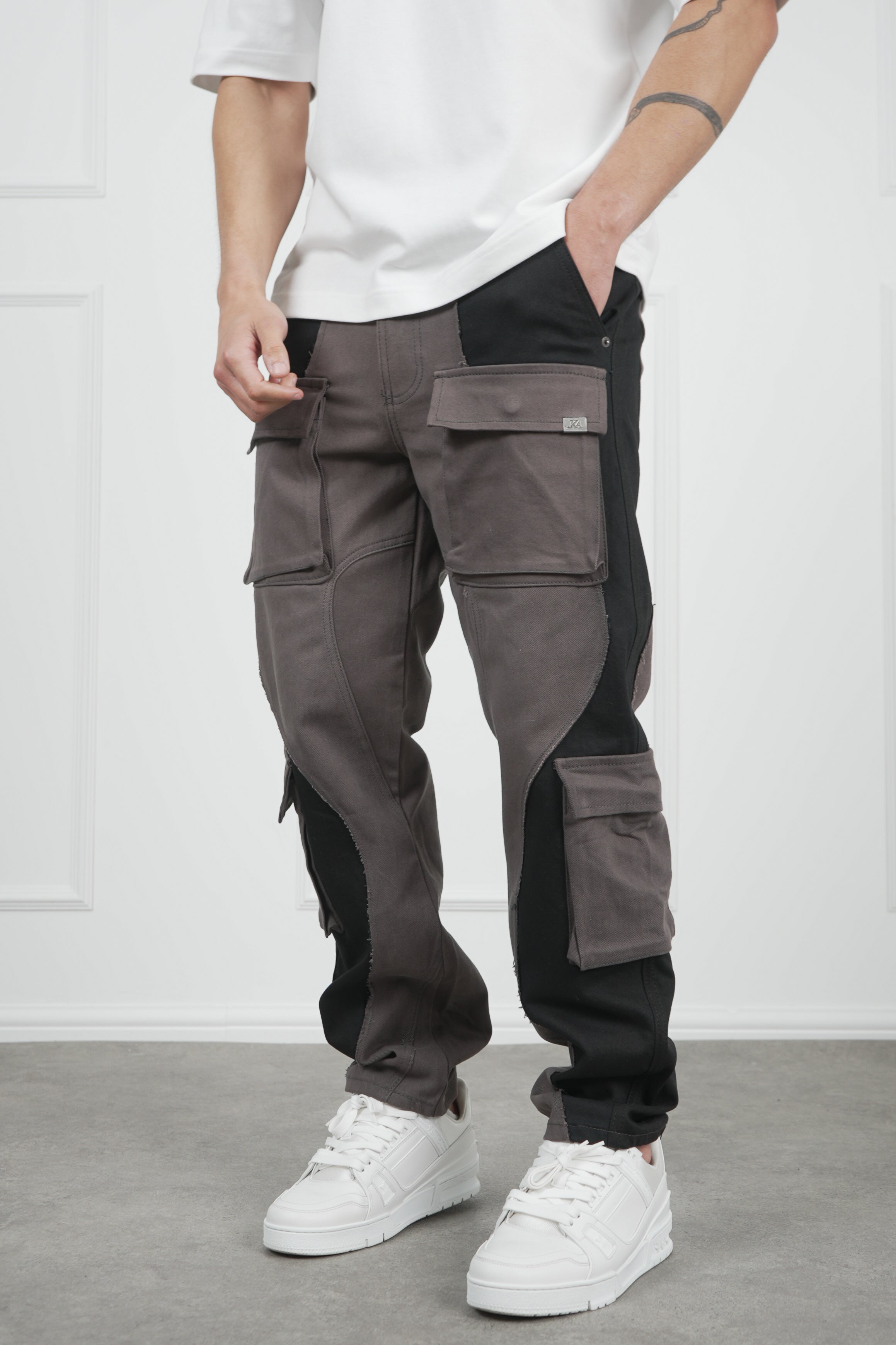Wave Cut and Sew Denim Jeans - Black/Charcoal