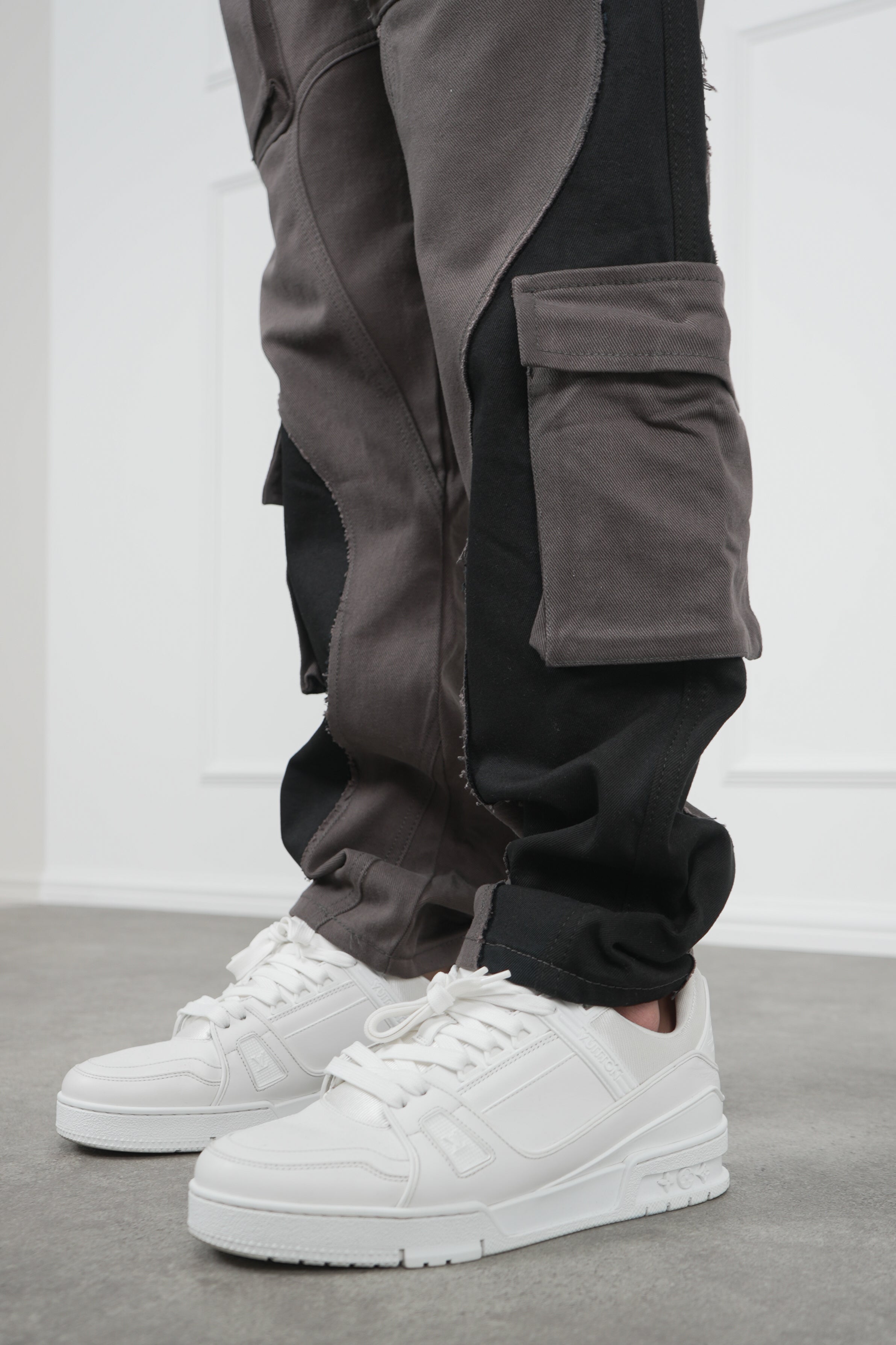 Wave Cut and Sew Denim Jeans - Black/Charcoal