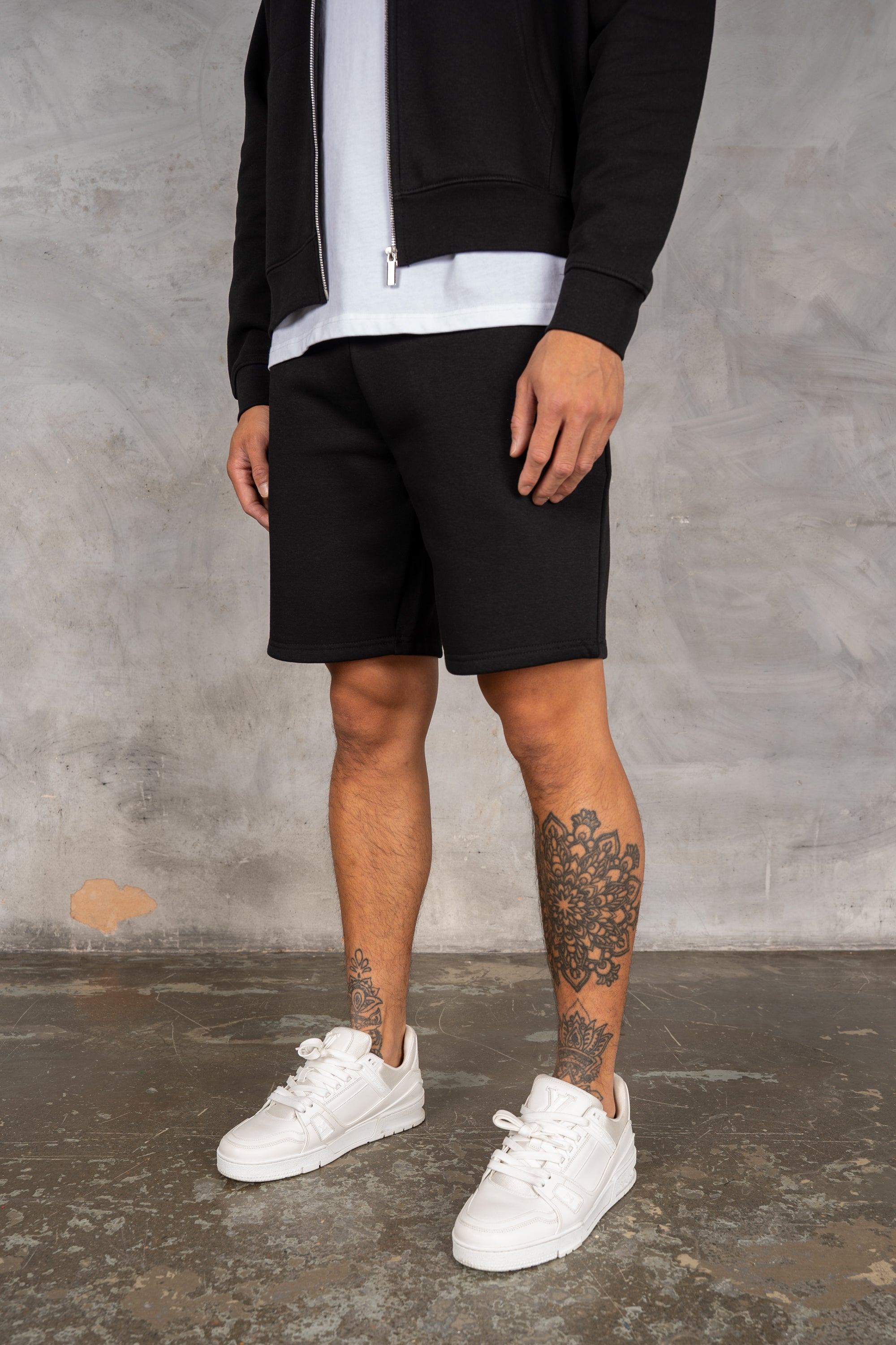 Relaxed Fit Shorts - Black