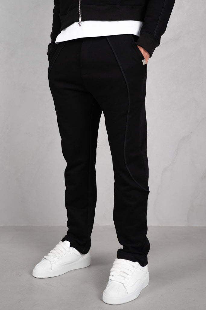 Flow Seam Straight Leg Jogger - Black