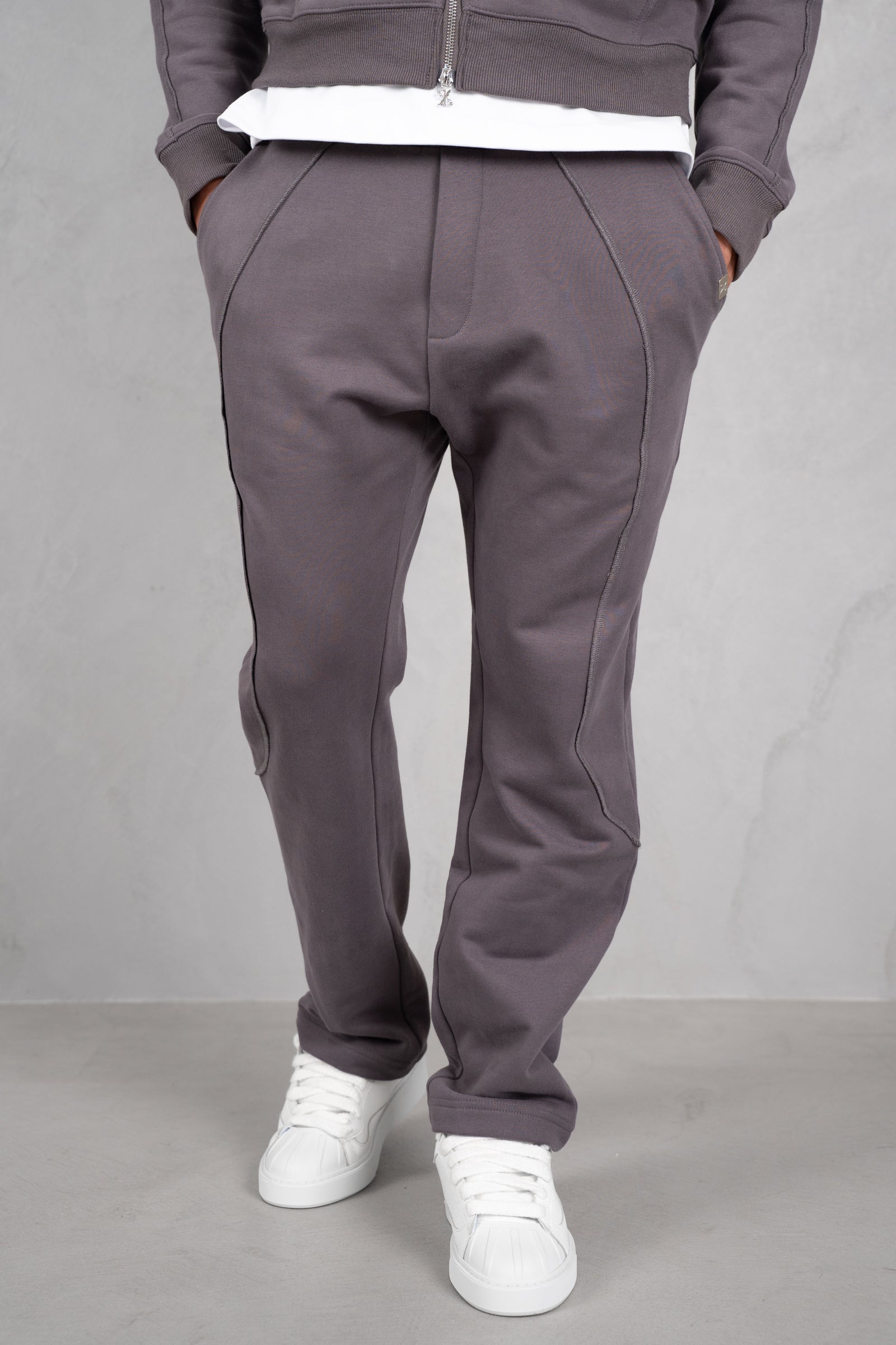 Flow Seam Straight Leg Jogger - Charcoal