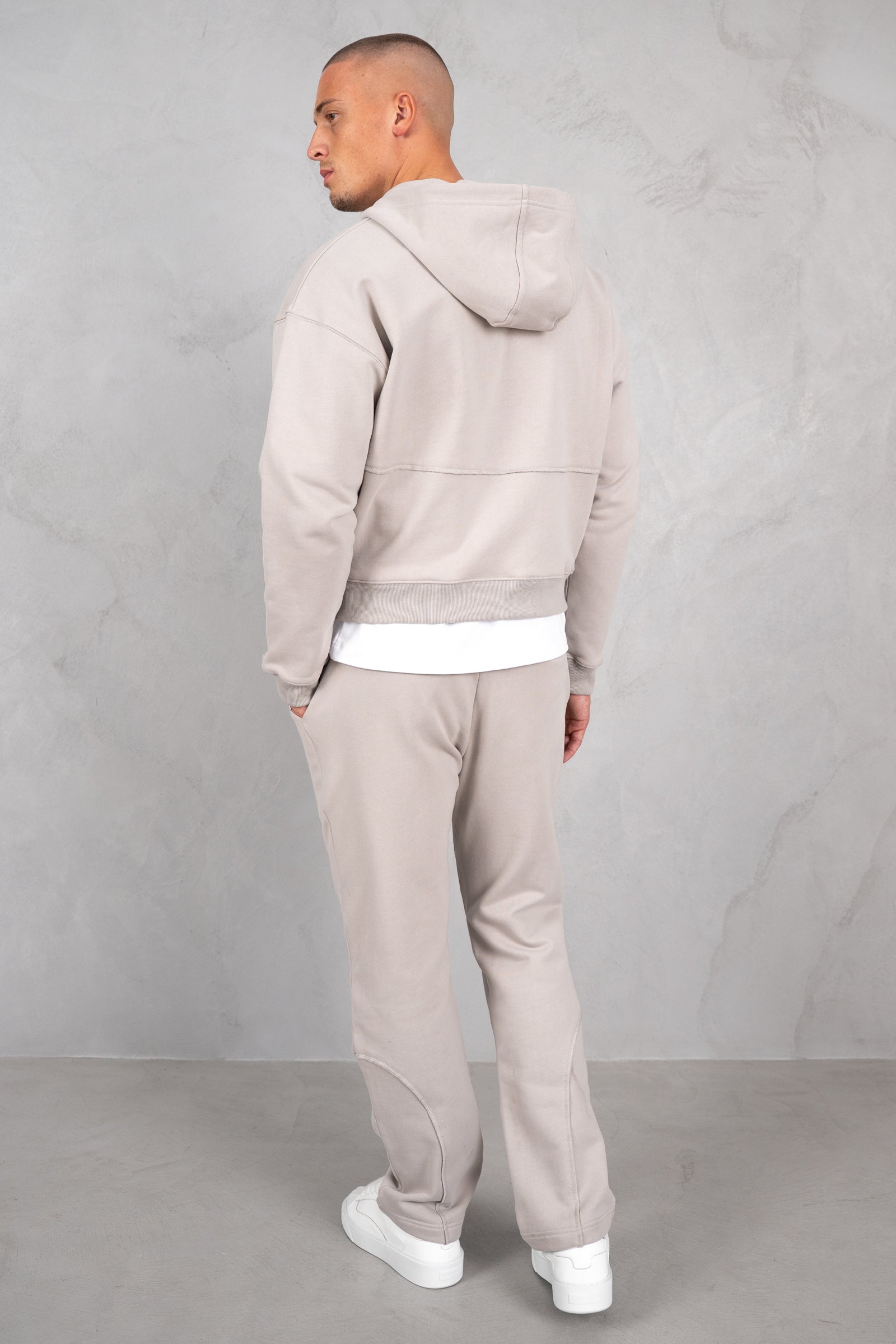 Flow Seam Straight Leg Jogger - Grey