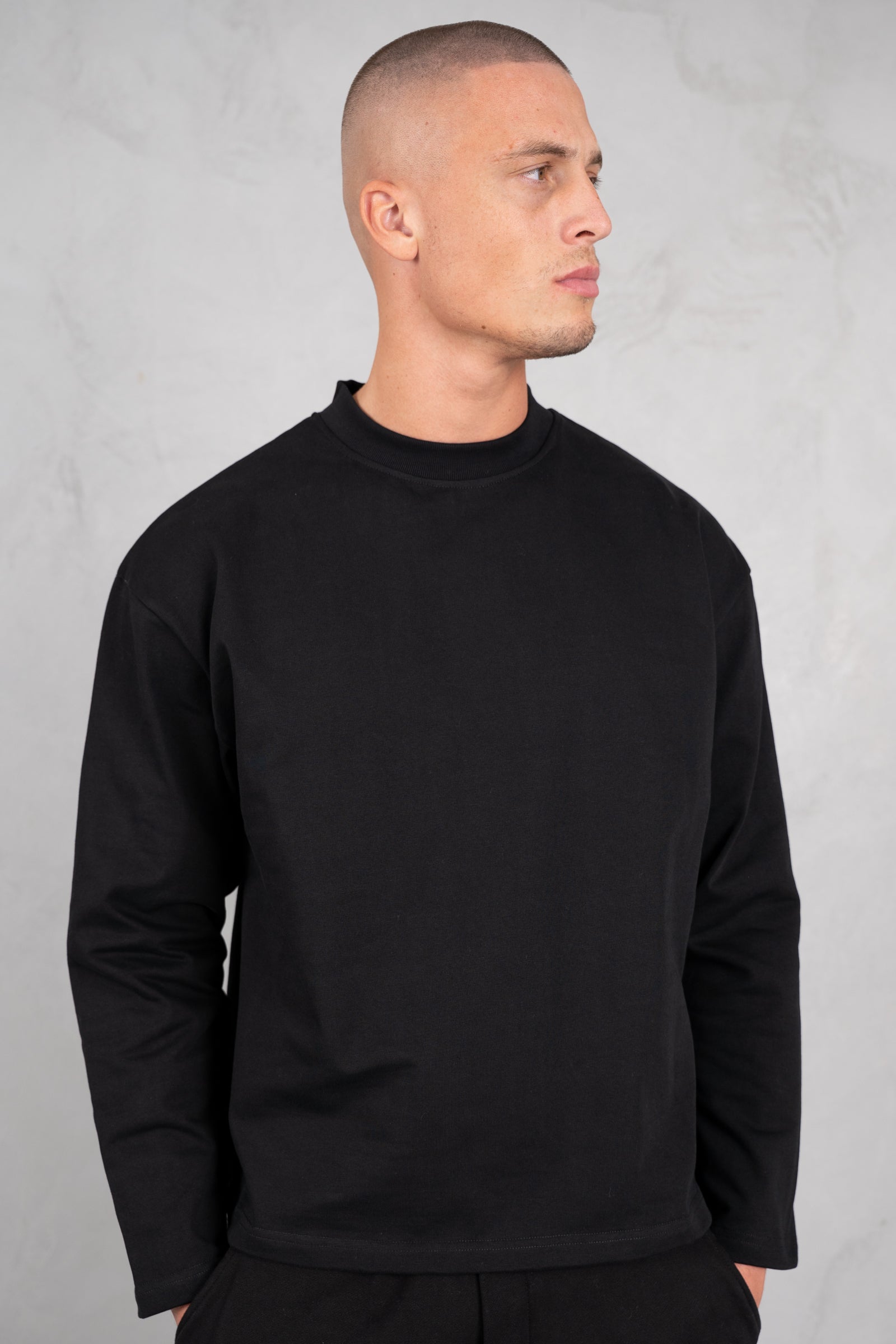 Heavyweight Essential Boxy Long Sleeve T-Shirt - Black