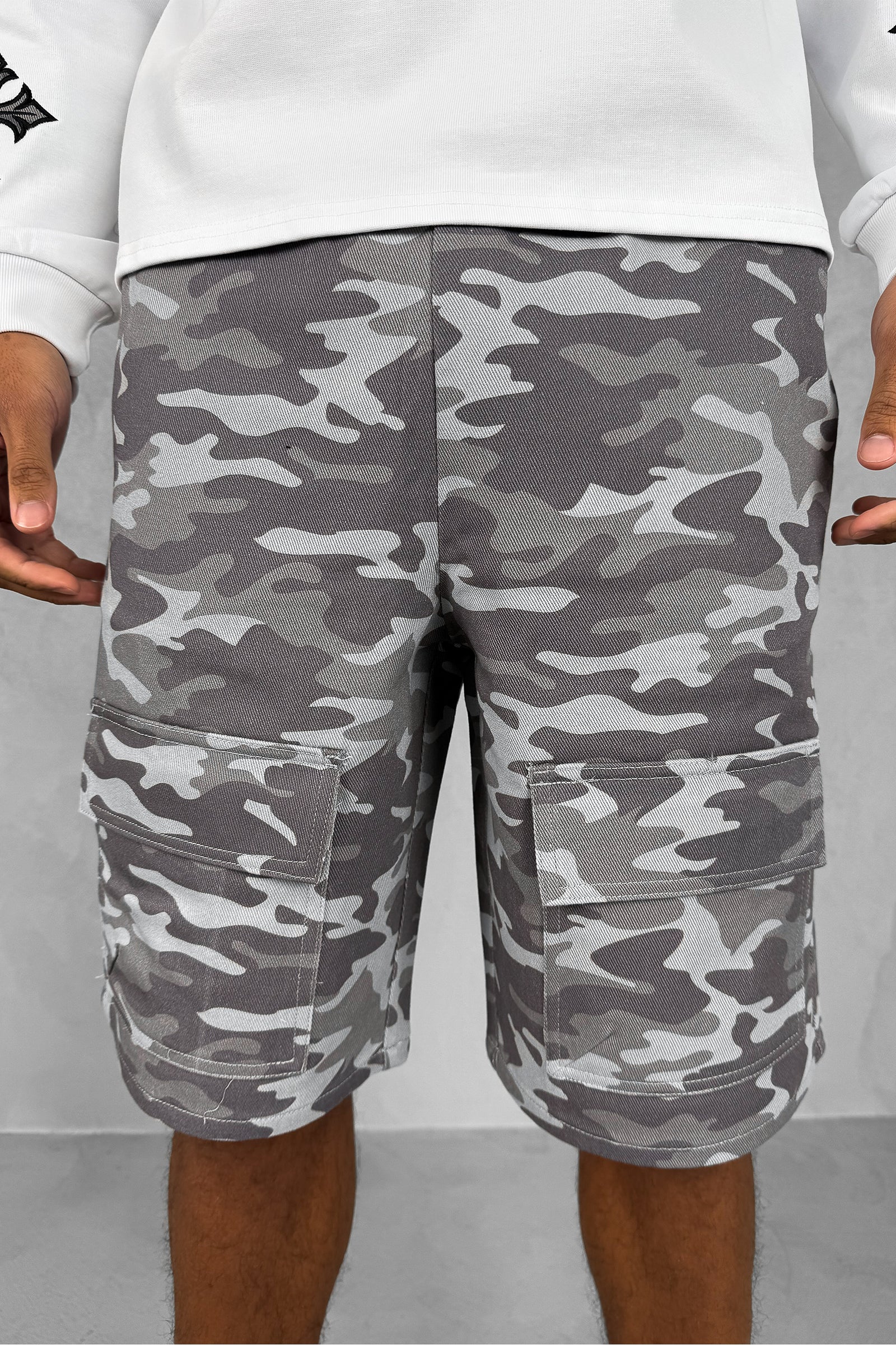 Relaxed Denim Camo Cargo Shorts - Grey Camo