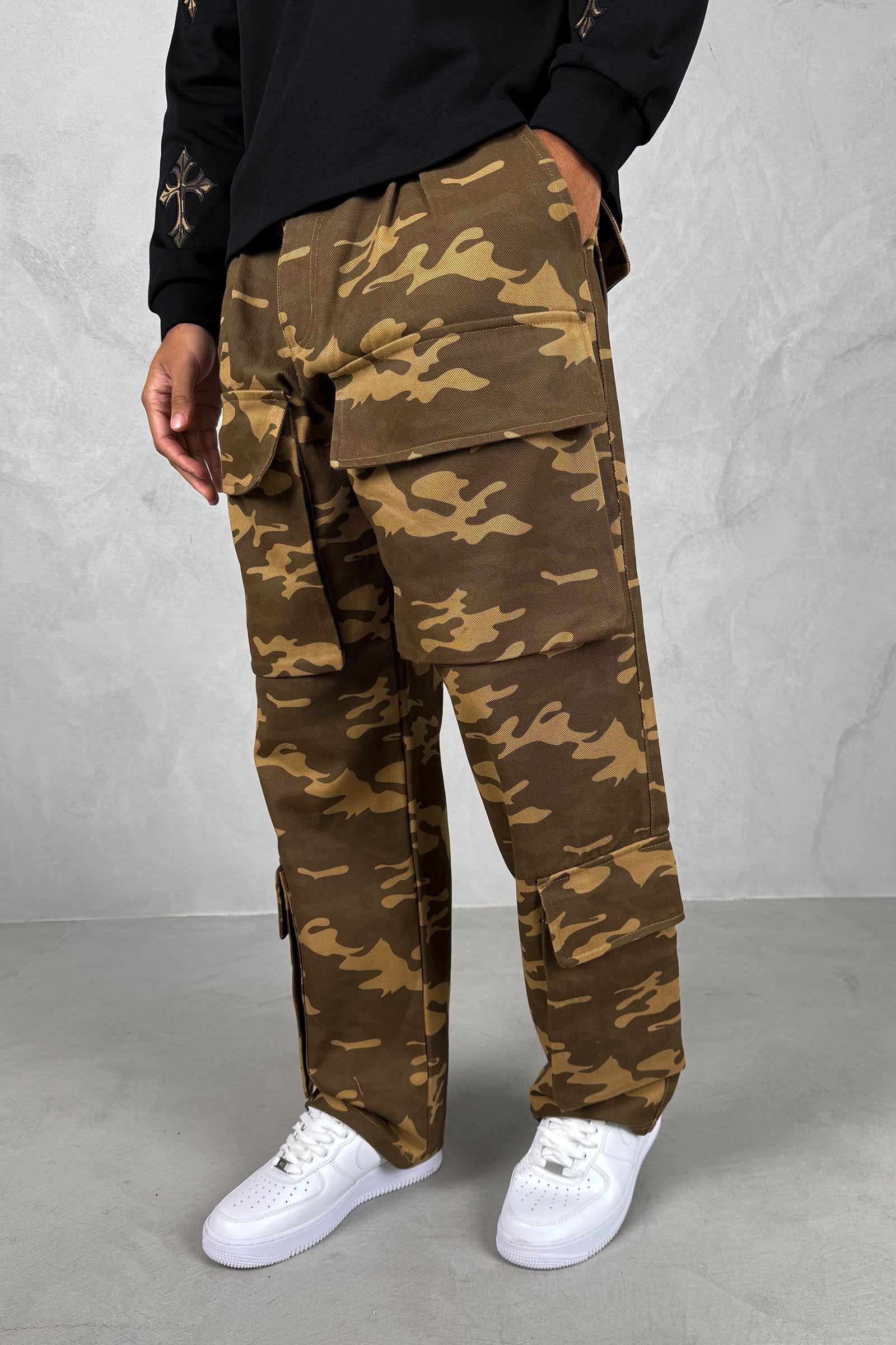 Relaxed Camo Denim Cargo Pant - Sand Camo