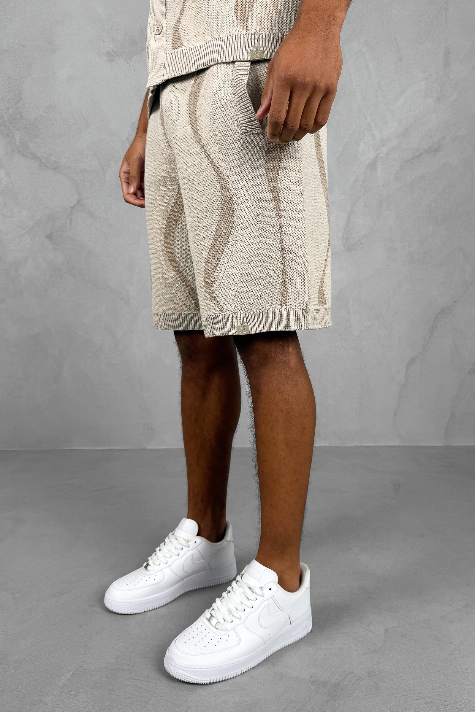 Boxy Flow Knitted Shirt - Off White
