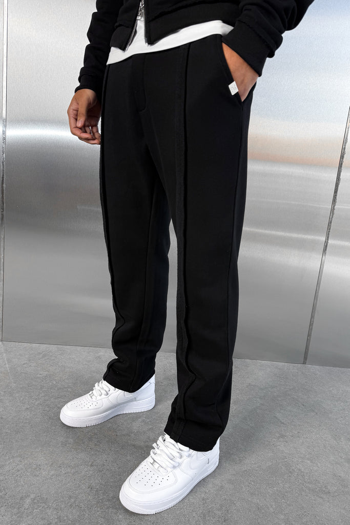 Raw-Seam Straight Leg Jogger - Black