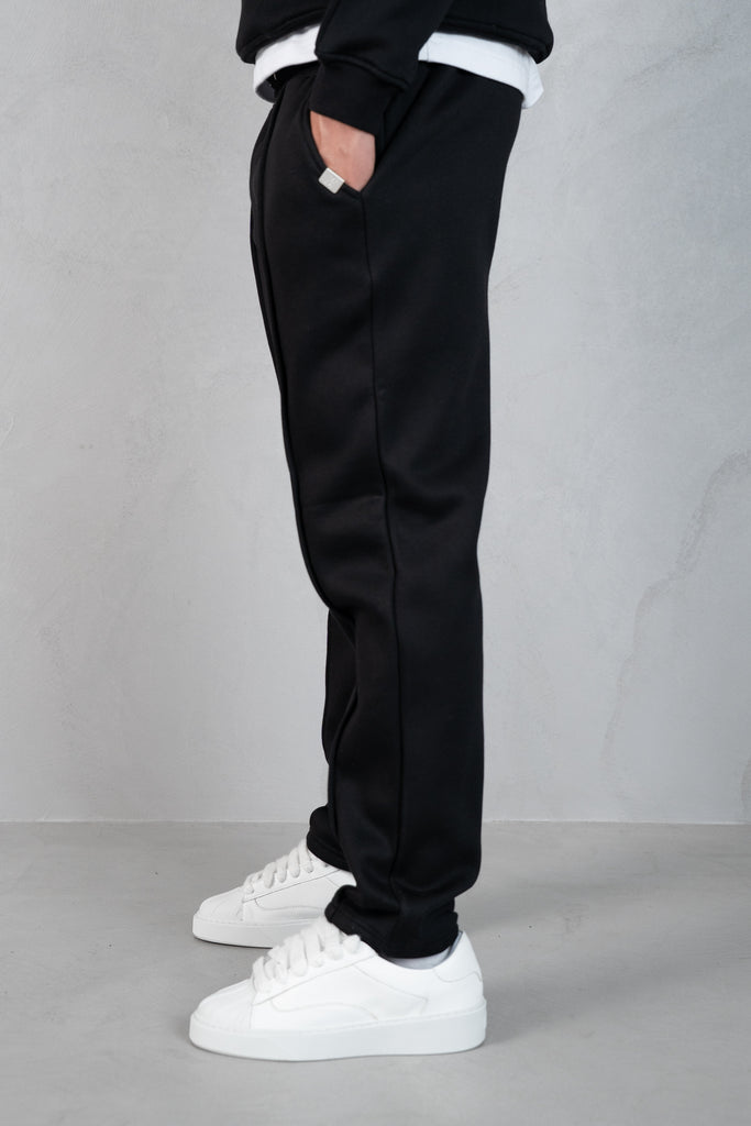 Relaxed Pintuck Joggers - Black