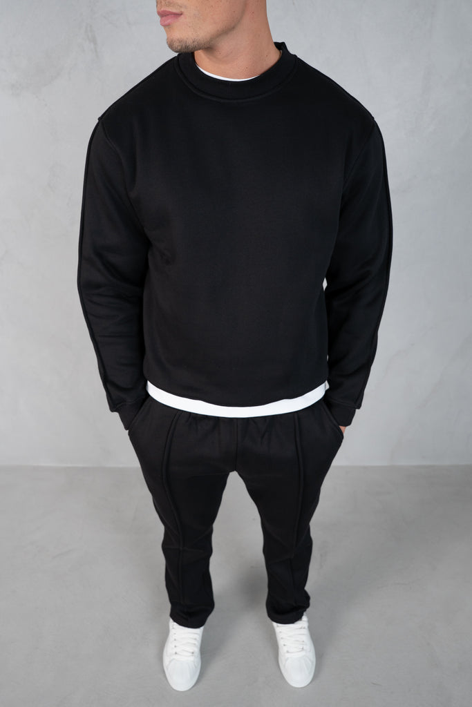 Relaxed Pintuck Joggers - Black