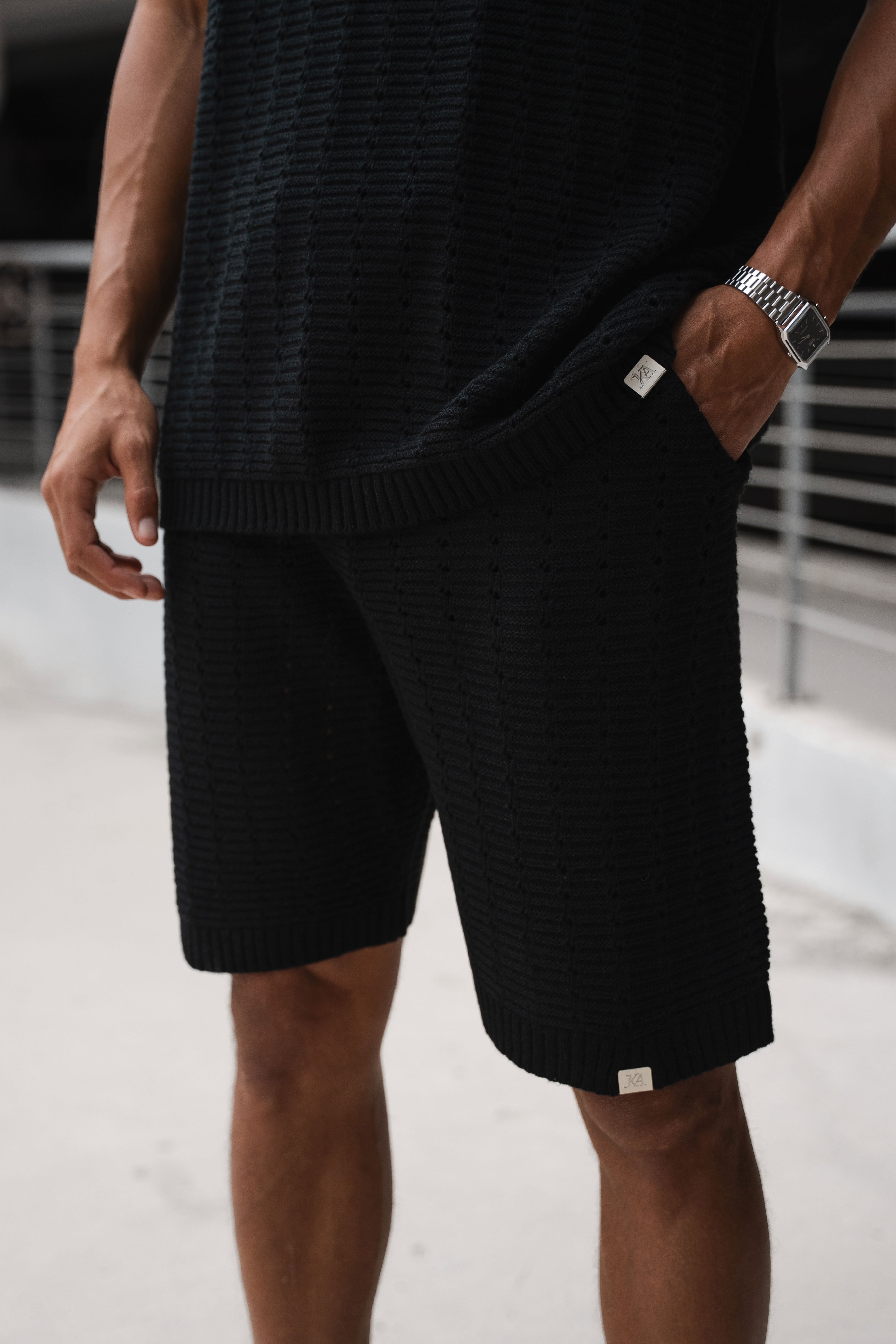Hole Knit Shorts - Black