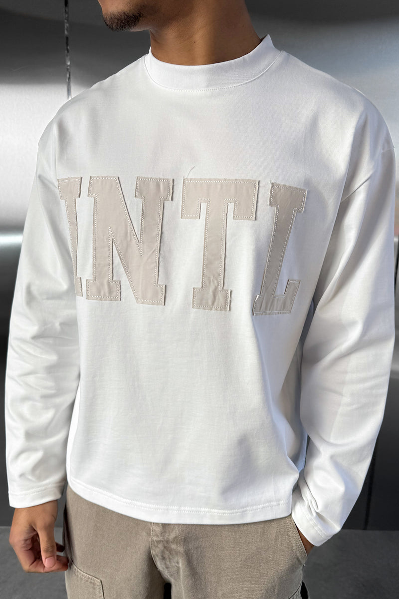INTL Boxy Long Sleeve T-Shirt - White – JK Attire
