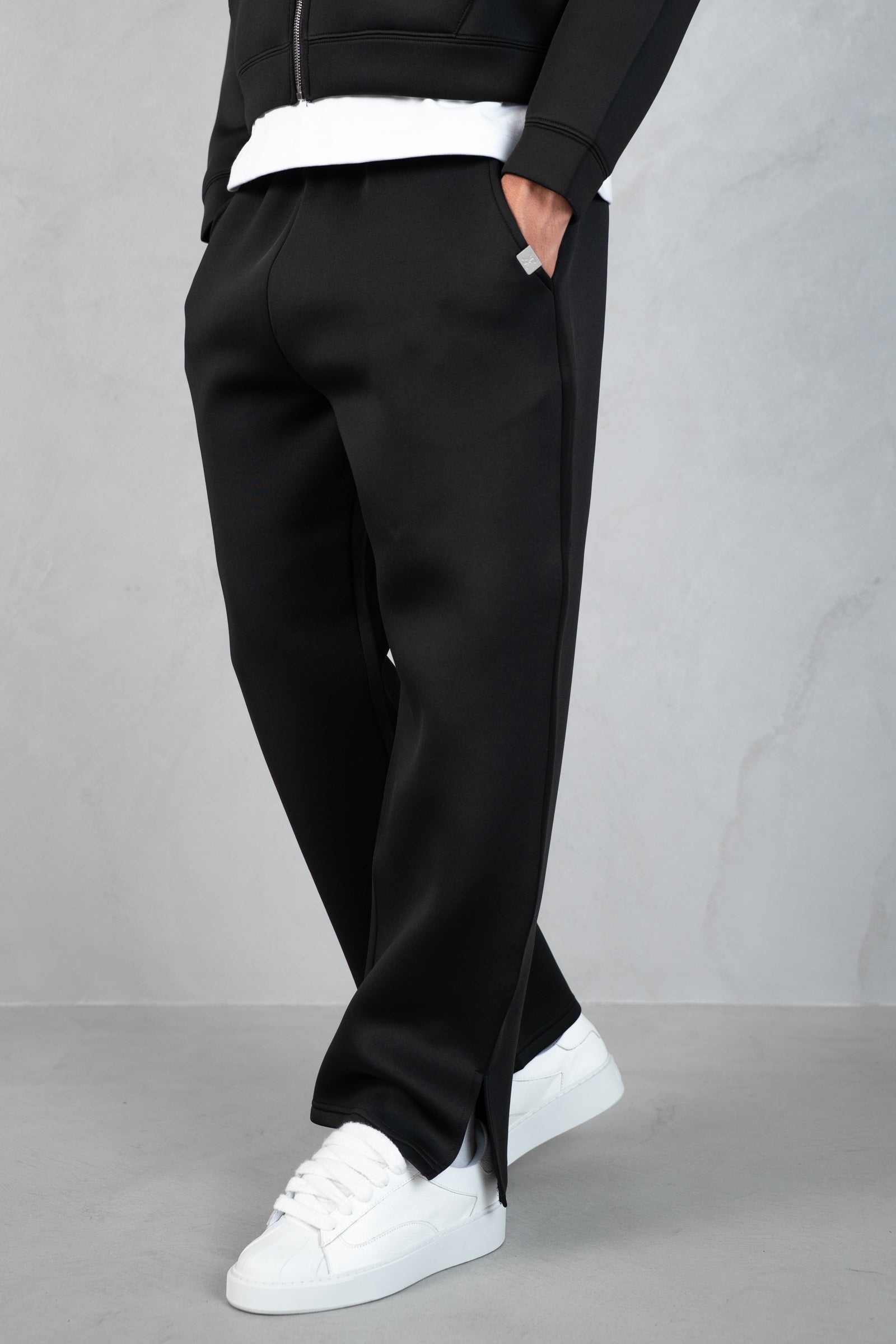 Scuba Split Hem Jogger - Black