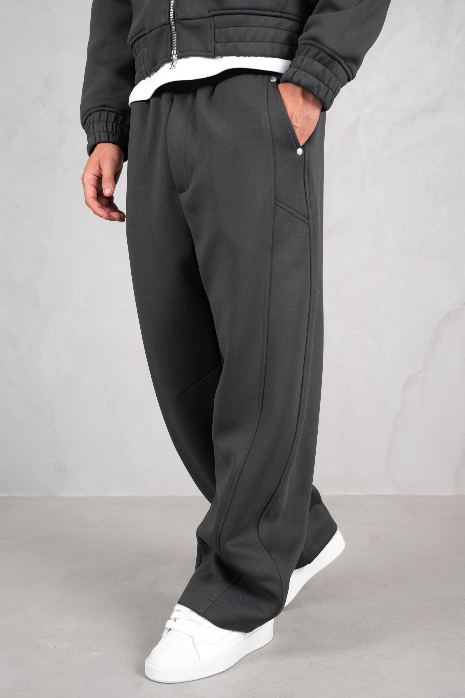 Brushed Scuba Carpenter Jogger - Charcoal