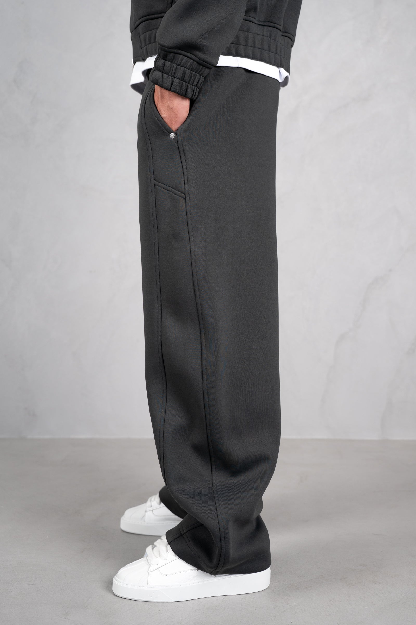 Brushed Scuba Carpenter Jogger - Charcoal