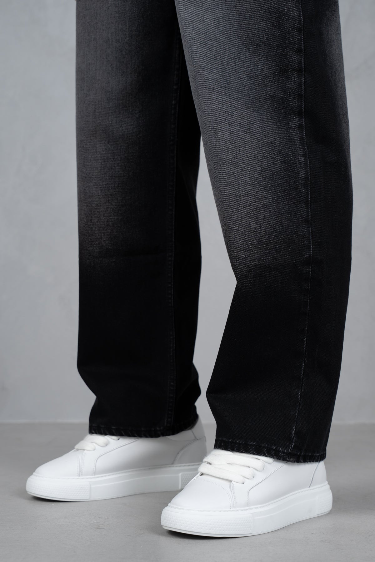 Straight Leg Washed Denim - Black