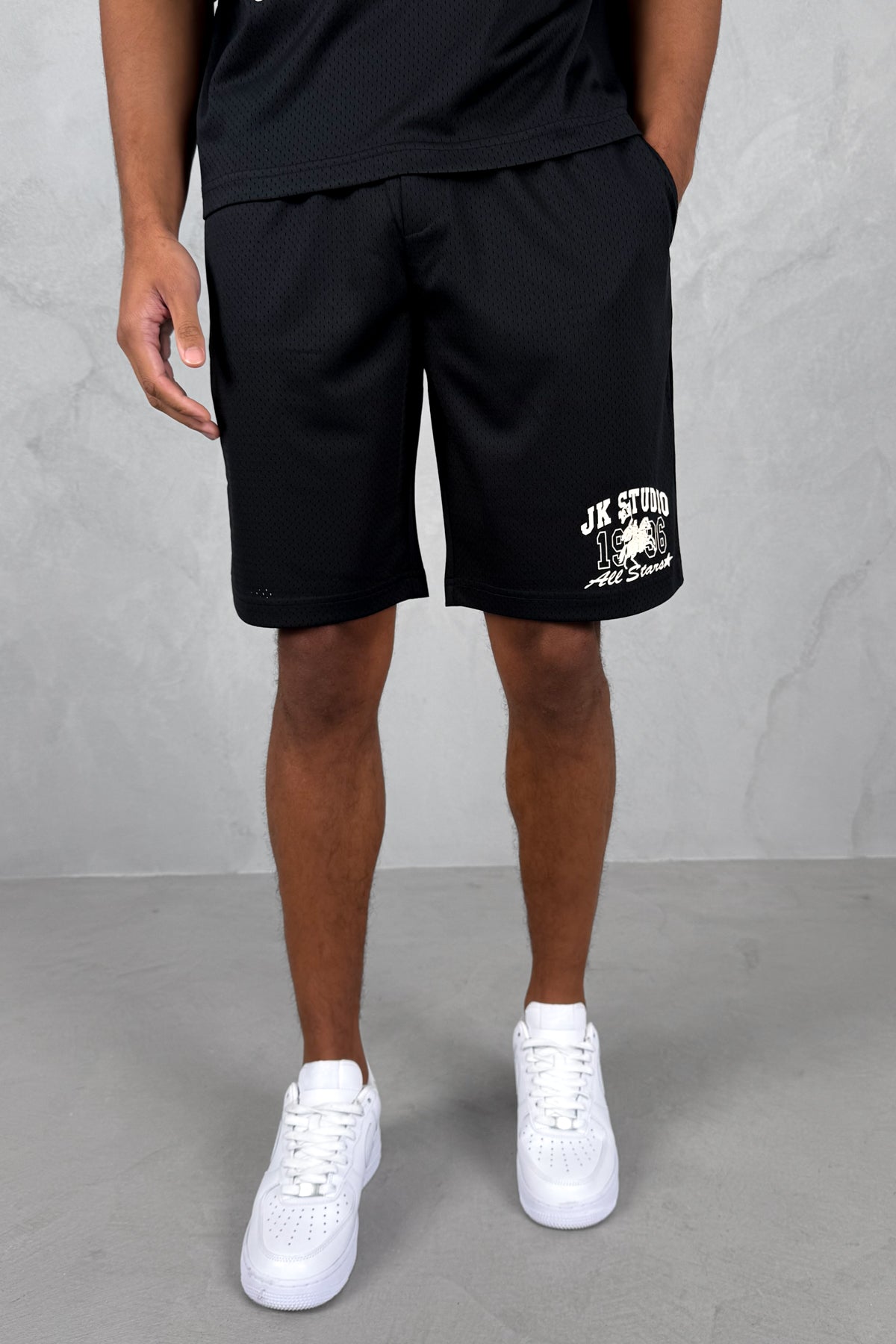 Studio Mesh Shorts - Black