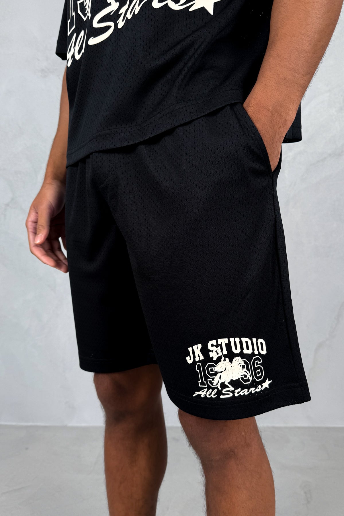 Studio Mesh Shorts - Black