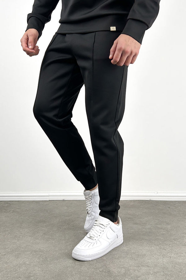 Scuba Pintuck Joggers - Black