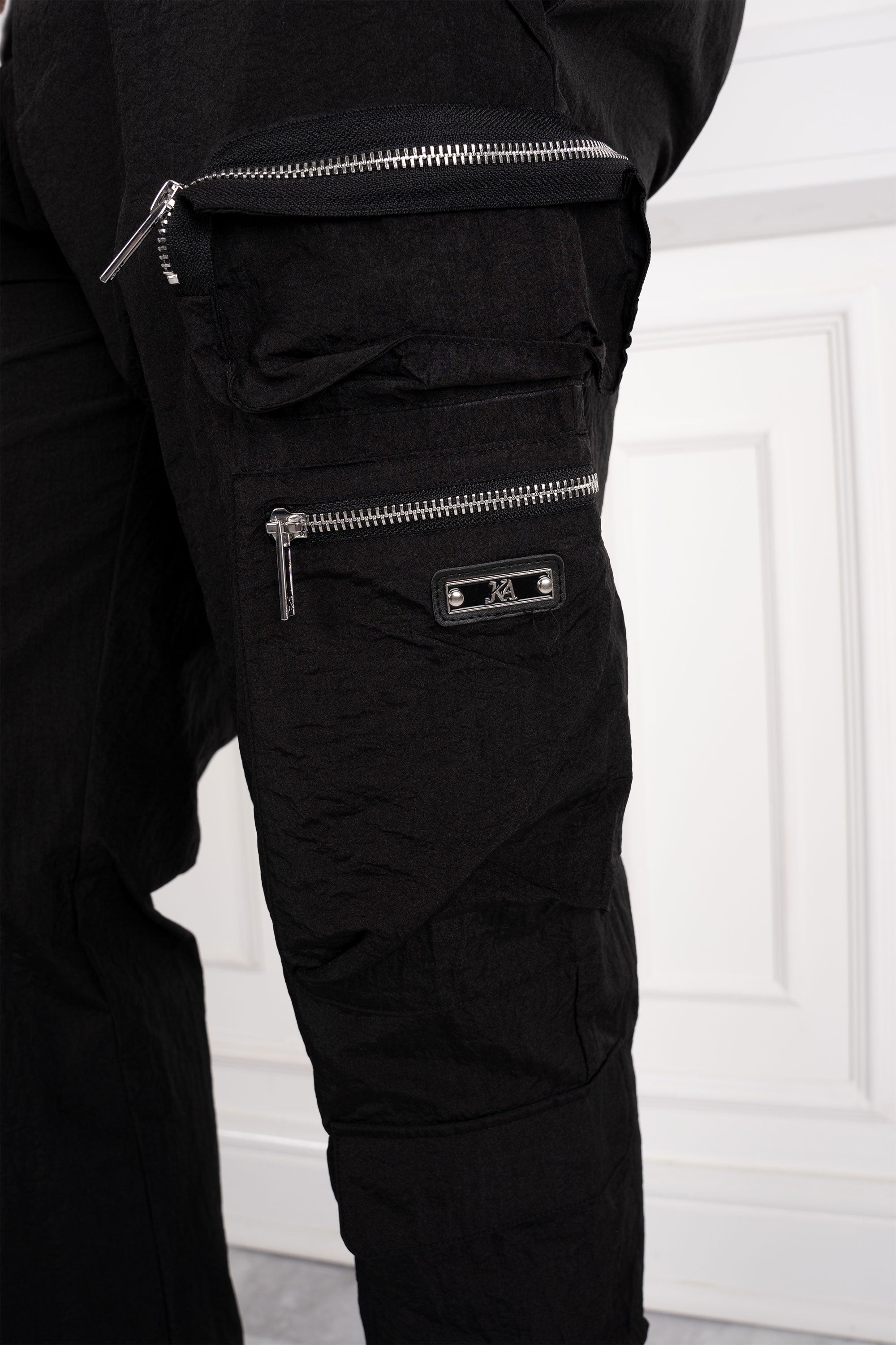 Electra Box Pocket Cargo Pants - Black